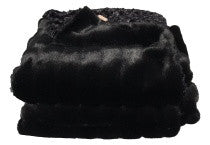 Grooved Beaver Luxury Throw